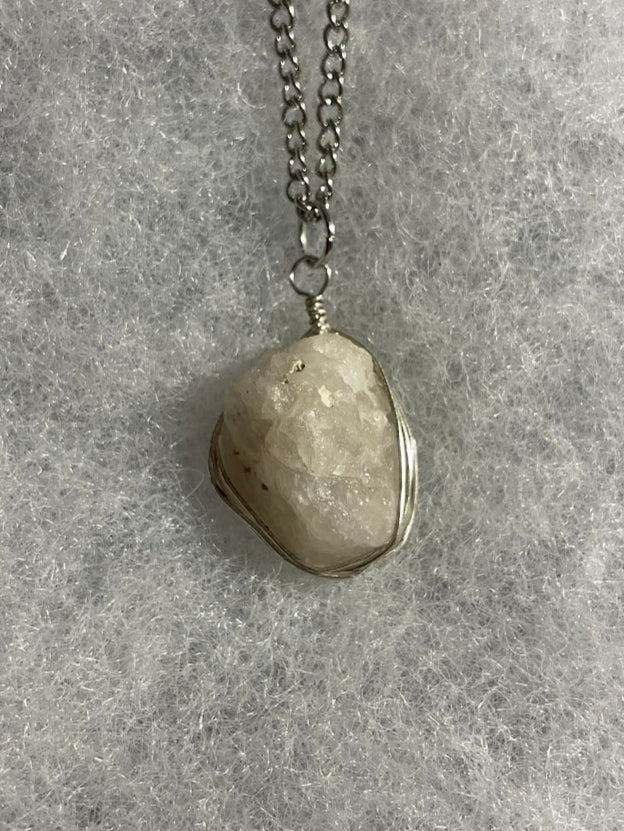 Quartz Necklace - Silver