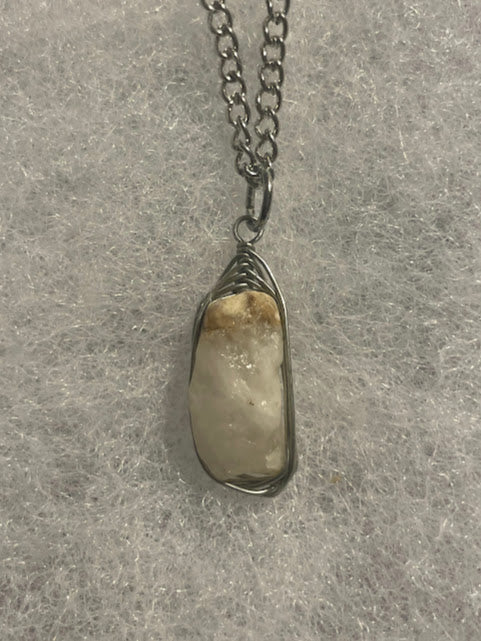 Quartz Necklace - Silver